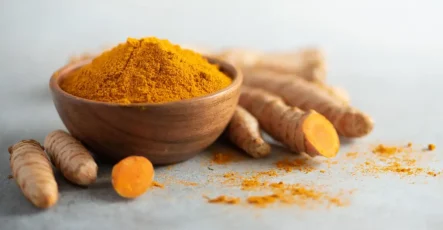 زردچوبه برای عفونت دندان؛ واقعیت علمی و درمان مؤثر